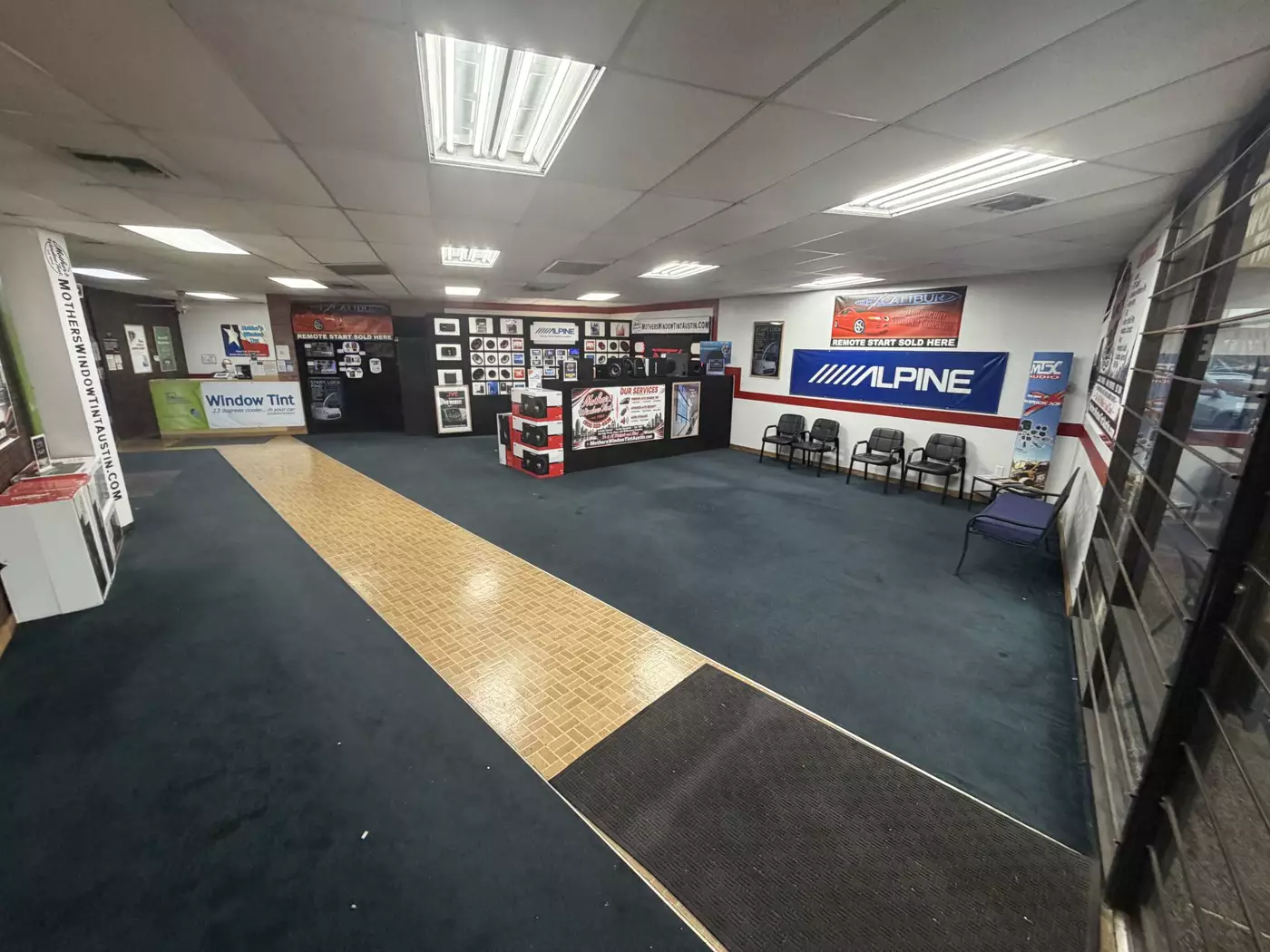 lobby wide